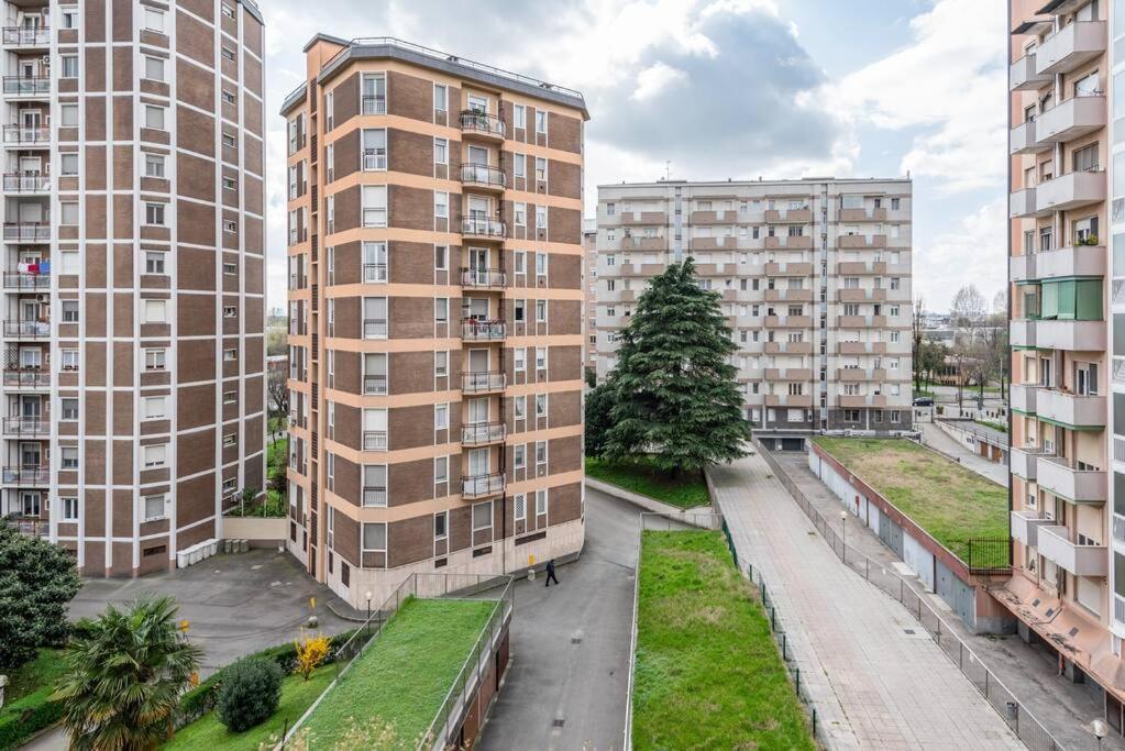 Green Oasis In Milan - Apartment Free Wifi - Policlinico San Donato - Сан-Донато-Миланезе Экстерьер фото